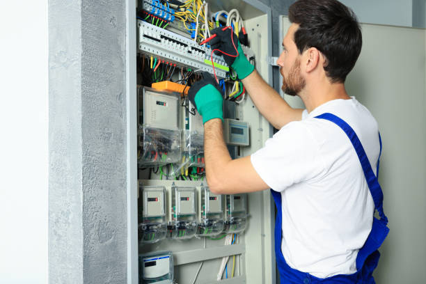 Best Affordable Electrician  in Islip Terrace, NY
